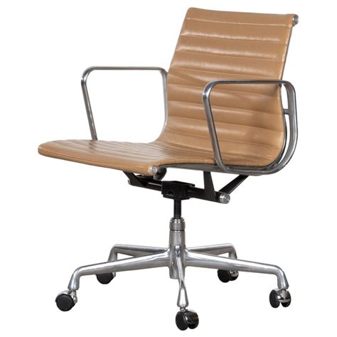 herman miller chair replica|herman miller chair knock off.